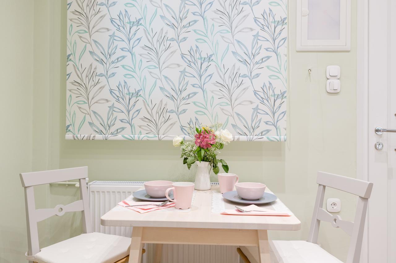 Grandma'S Chic & Bright Athenian Home With A Patio Ngoại thất bức ảnh
