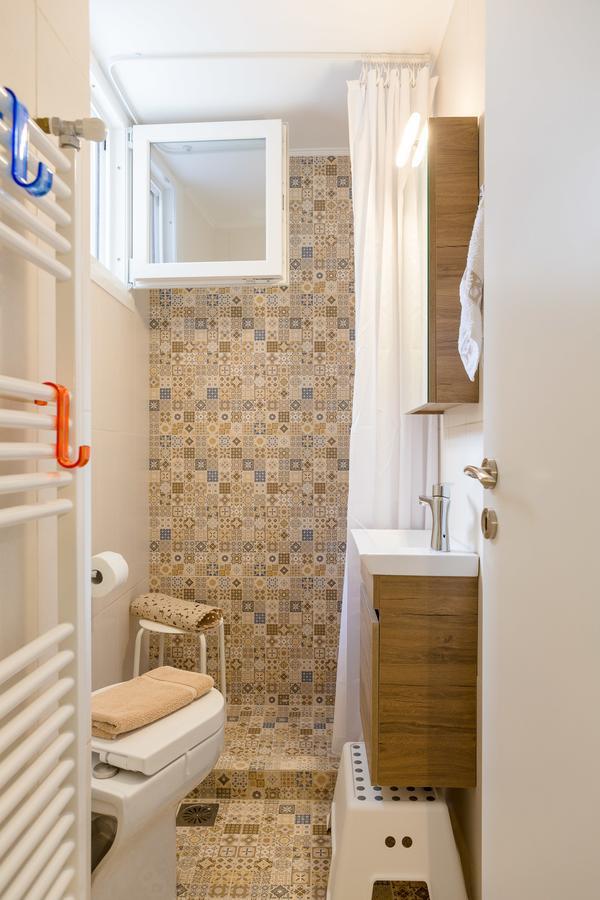 Grandma'S Chic & Bright Athenian Home With A Patio Ngoại thất bức ảnh